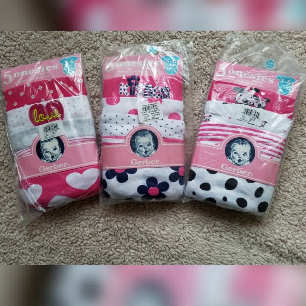 Brand new 3 packs of 5 onsies